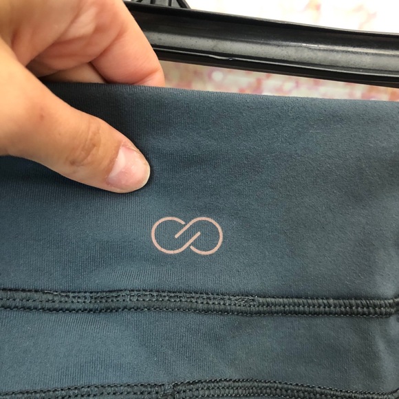 NWOT CALIA CARRIE UNDERWOOD Cut Out Mesh Leggings - Picture 4 of 6